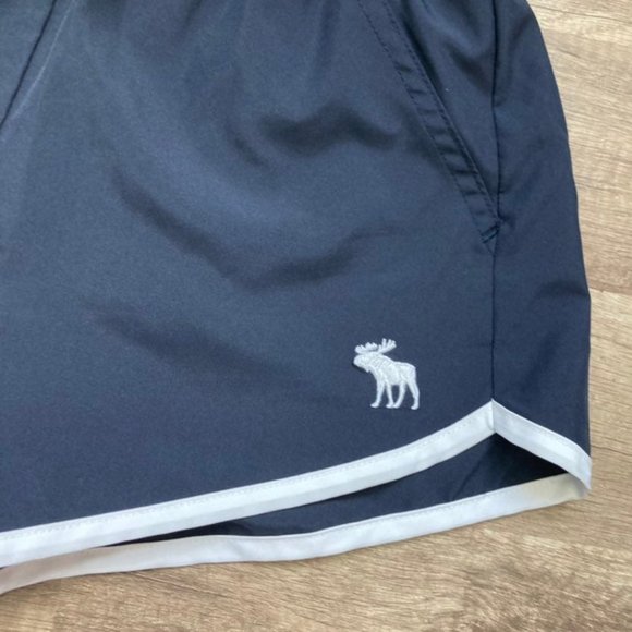 SOLD abercrombie kids shorts 13/14 - Picture 2 of 5